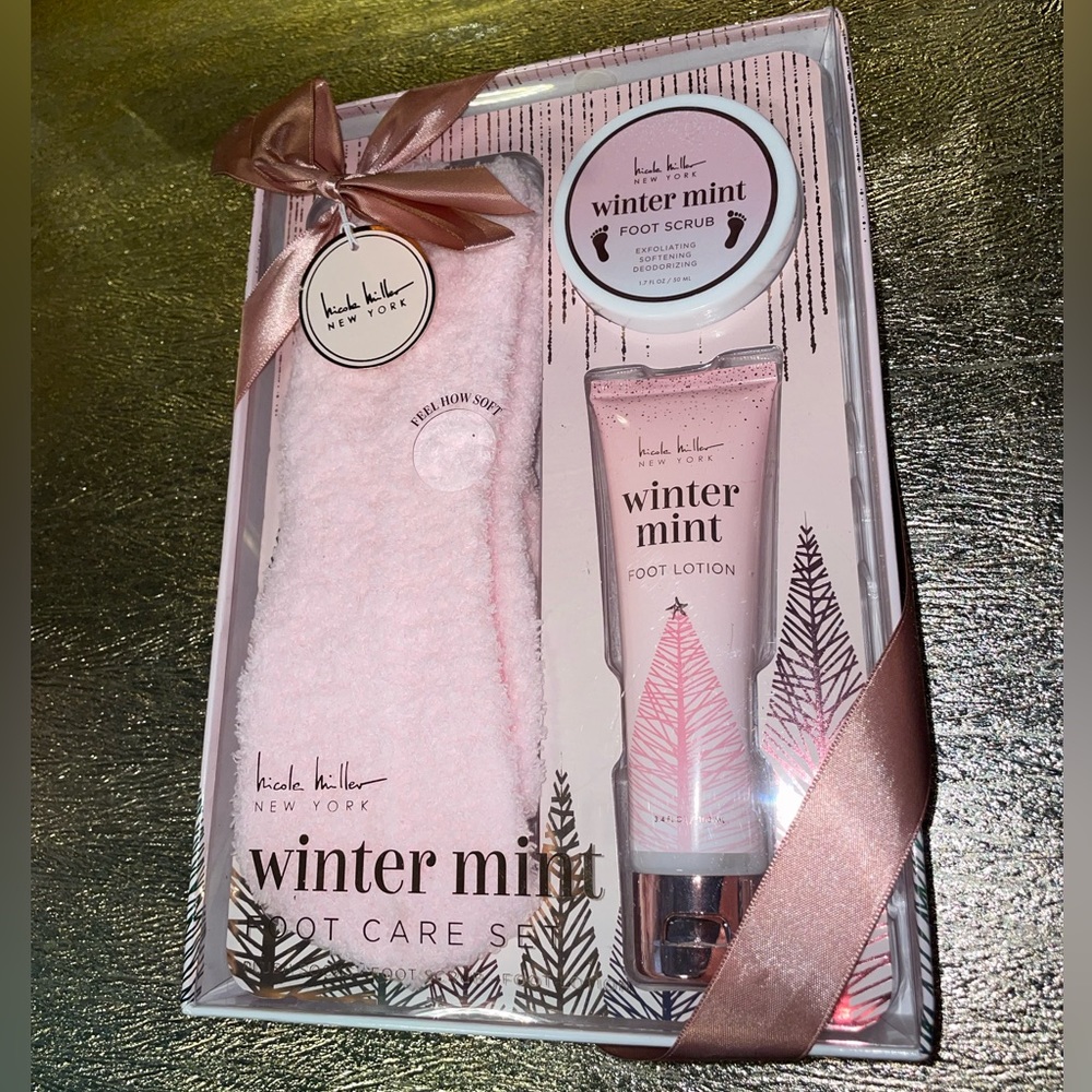 Nicole Miller Winter Mint Foot care set